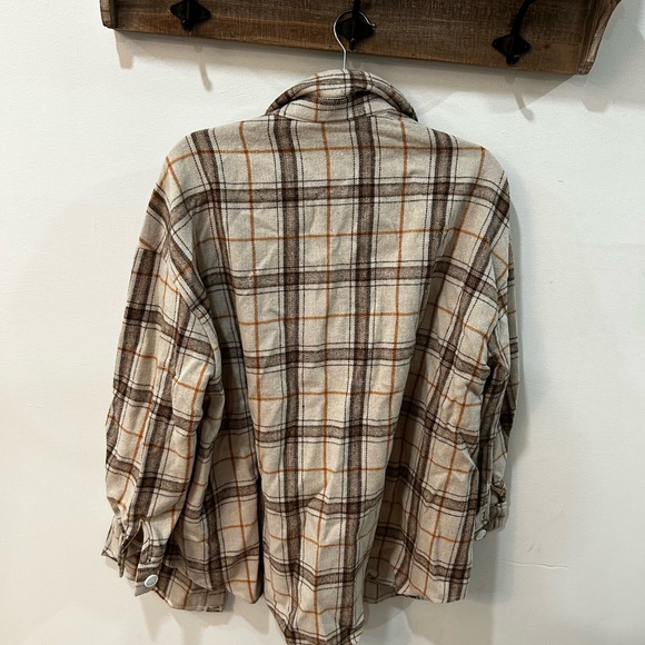 Plaid Cardigan - Picture 6 of 6